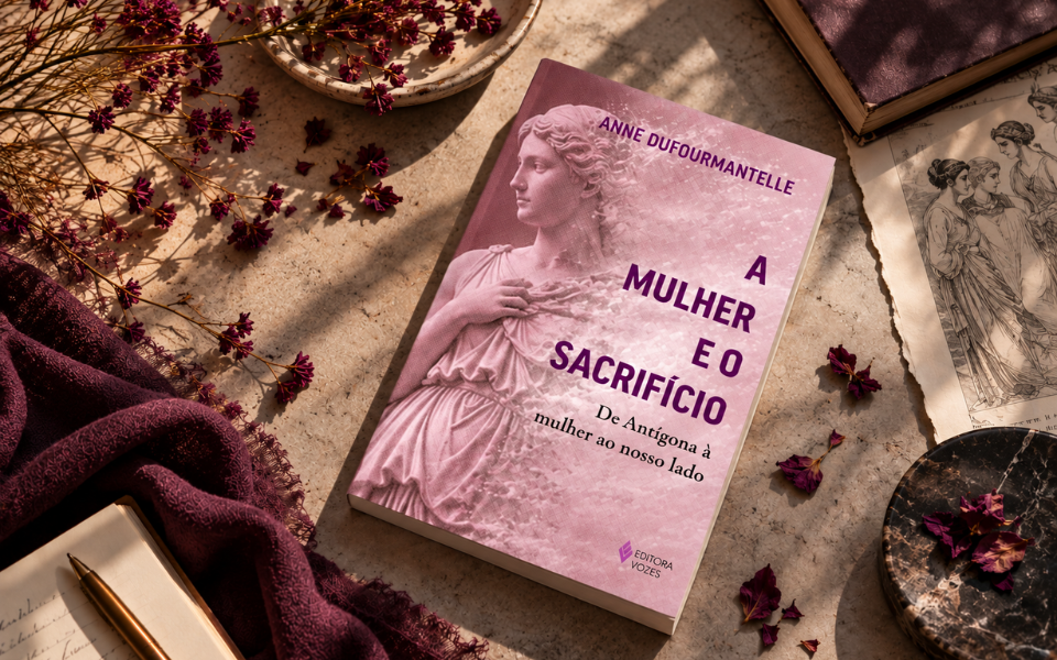A mulher e o sacrifício: De Antígona à mulher ao nosso lado